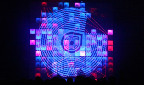 Centros, live visuals by Iregular, Baillat Cardell & fils and Diagraf